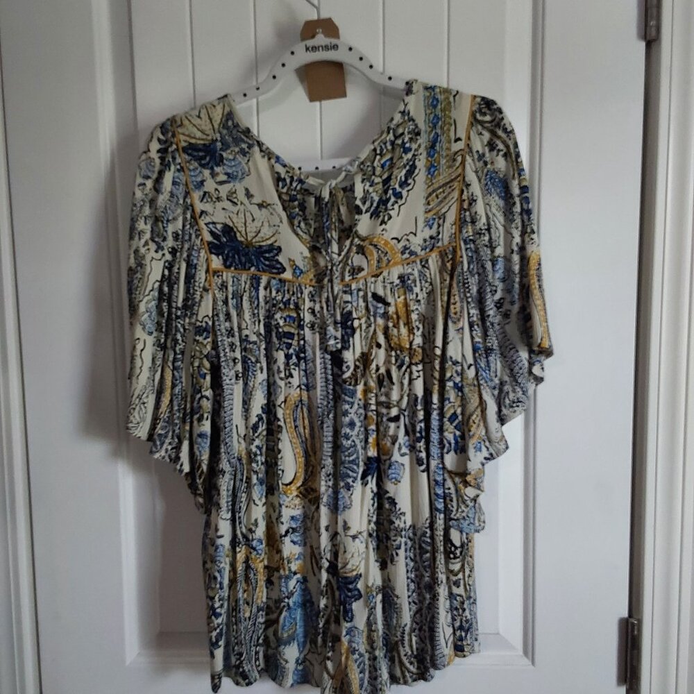 NWT - Picture 2 of 2